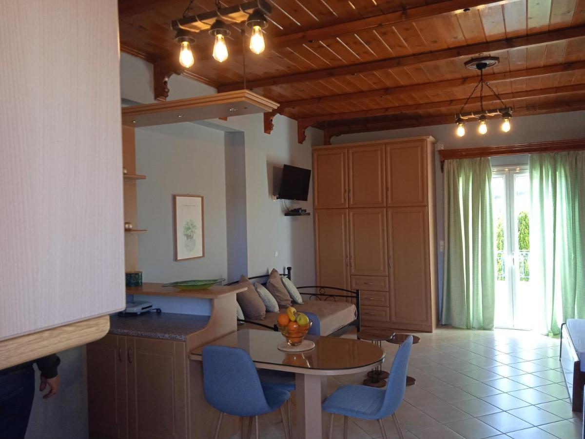 Katerina House Apartment Finikounta Exterior photo